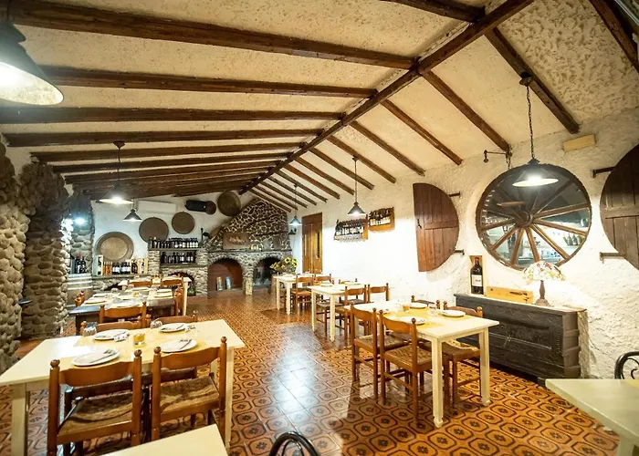 Han/Misafirhane Ristorante Rosella Giba