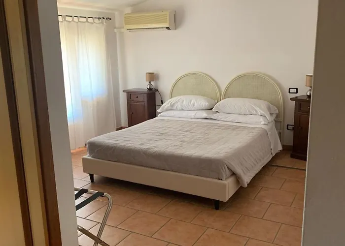 Han/Misafirhane Ristorante Rosella