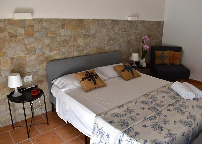 Han/Misafirhane Ristorante Rosella *