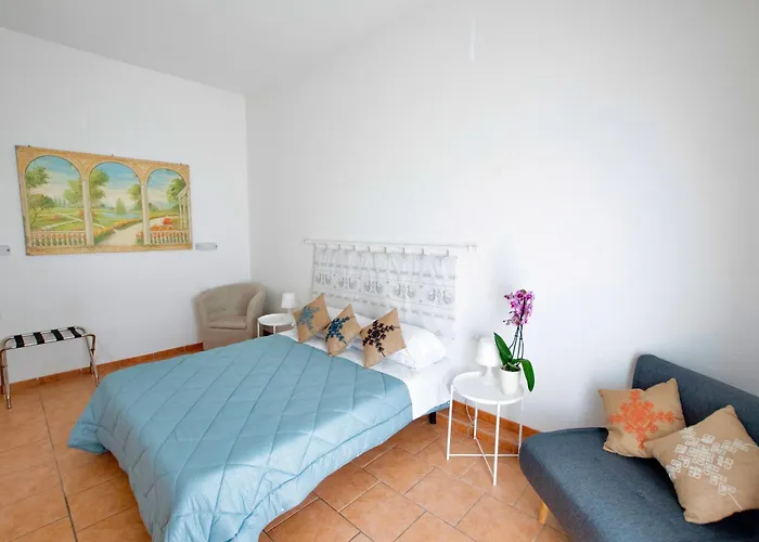 Han/Misafirhane Ristorante Rosella