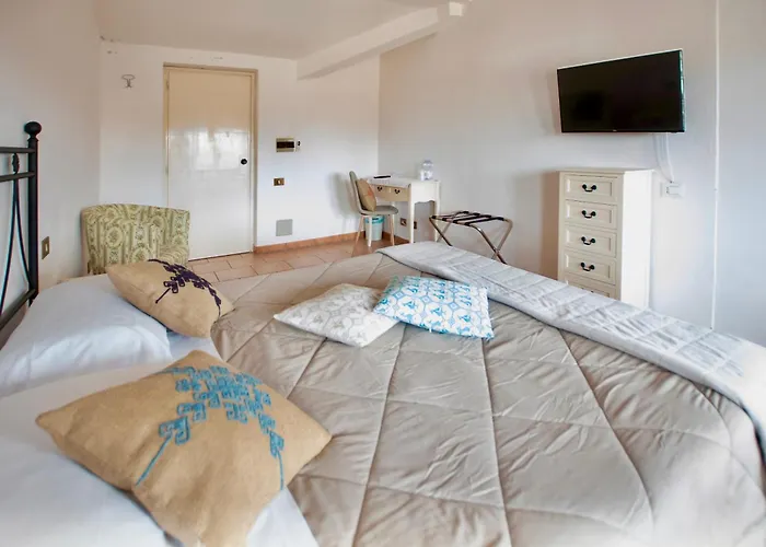 Han/Misafirhane Ristorante Rosella